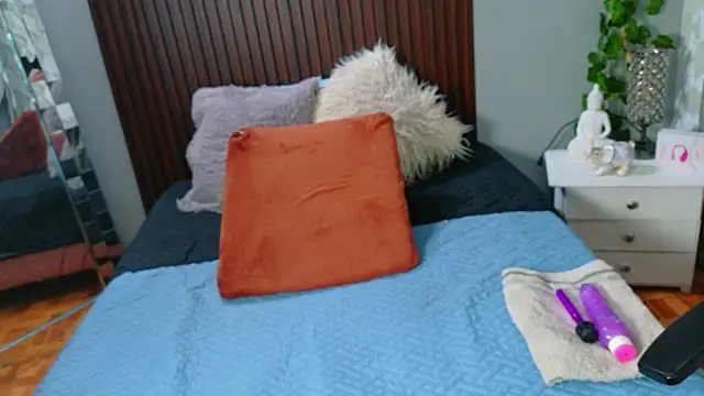 Snapshot of lilu_69 chatting on 03-28-26, 04:12 lilu 69 online show from 03-28-26, 04:12