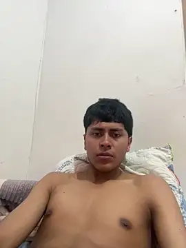 Snapshot of Miguel_960 chatting on 03-07-26, 09:01 Miguel 960 online show from 03-07-26, 09:01