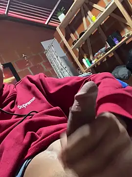 Snapshot of Miguel_960 chatting on 04-05-26, 09:34 Miguel 960 online show from 04-05-26, 09:34