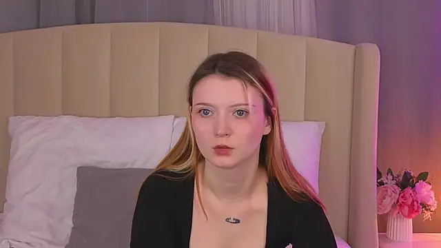 AlyssFrost online show from 06-20-26, 03:42