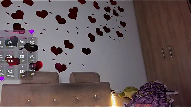 Snapshot of Giulia_Cash chatting on 04-04-26, 02:36 Giulia Cash online show from 04-04-26, 02:36