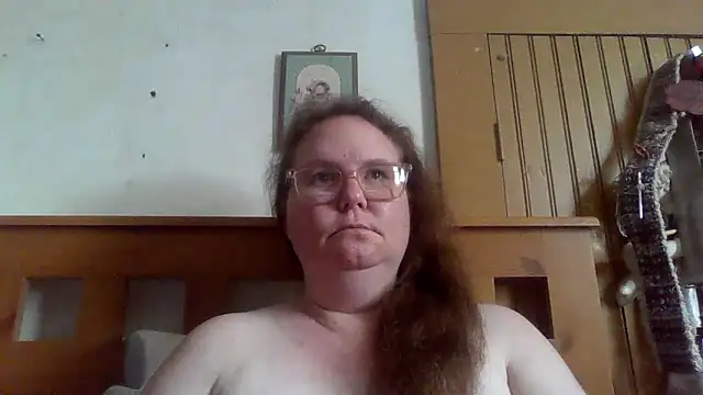 naughty queen1 online show from 04-25-26, 07:22