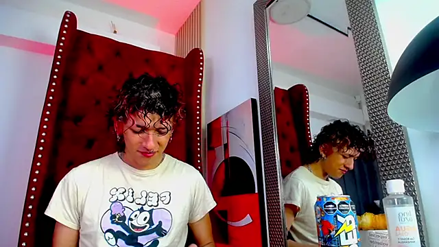 Snapshot of Cain_Dantalion chatting on 04-06-26, 03:59 Cain Dantalion online show from 04-06-26, 03:59