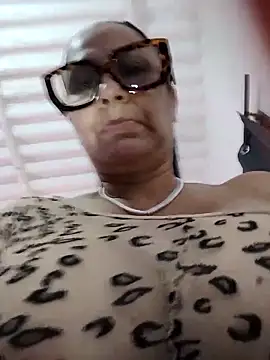 Snapshot of RubyStrome chatting on 03-26-26, 06:41 RubyStrome online show from 03-26-26, 06:41