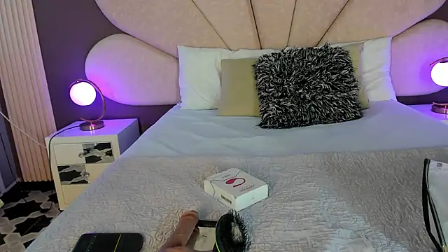 Snapshot of PerlaRogerss_ chatting on 04-01-26, 11:22 PerlaRogerss online show from 04-01-26, 11:22