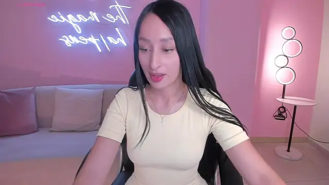 AmaraDivine online show from 05-17-26, 11:34