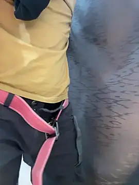 Snapshot of Karim_mansur chatting on 02-26-26, 03:49 Karim mansur online show from 02-26-26, 03:49