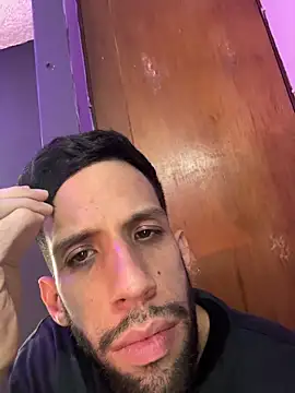 Snapshot of Karim_mansur chatting on 03-20-26, 04:39 Karim mansur online show from 03-20-26, 04:39