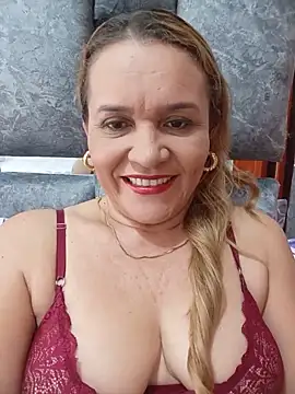 charlotte milf30 online show from 05-13-26, 01:41