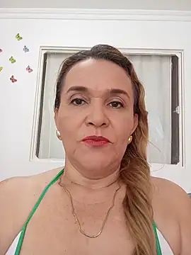 charlotte milf30 online show from 05-18-26, 01:28
