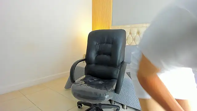 Hxxyro online show from 03-06-26, 07:10