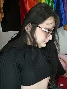 Snapshot of daphneev chatting on 07-15-26, 01:22 daphneev online show from 07-15-26, 01:22