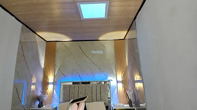 your whore Salome online show from 03-23-26, 06:56