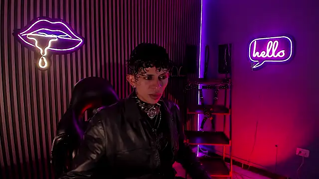 Snapshot of Maximoking26 chatting on 03-20-26, 03:11 Maximoking26 online show from 03-20-26, 03:11