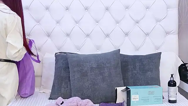 AntonellaEscudero online show from 05-10-26, 04:01
