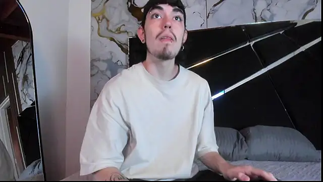 Snapshot of Couple_In_Heat chatting on 03-07-26, 07:55 Couple In Heat online show from 03-07-26, 07:55