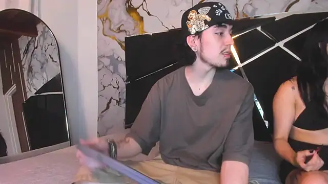 Snapshot of Couple_In_Heat chatting on 03-11-26, 08:15 Couple In Heat online show from 03-11-26, 08:15