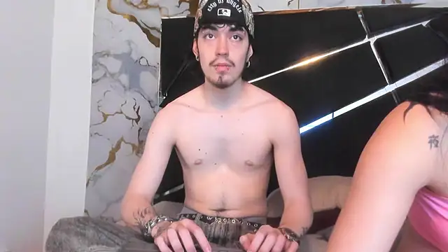 Snapshot of Couple_In_Heat chatting on 03-16-26, 08:46 Couple In Heat online show from 03-16-26, 08:46