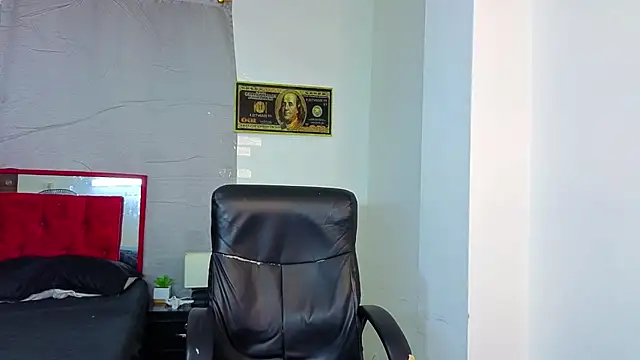 goodgirlxxl online show from 07-01-26, 12:56