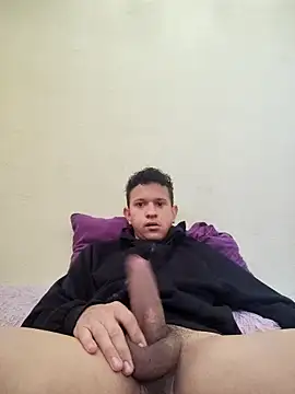 HOTCANINO online show from 04-03-26, 04:49
