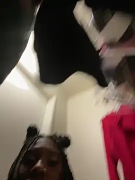 Snapshot of ShortcakeMochaa chatting on 03-09-26, 10:30 ShortcakeMochaa online show from 03-09-26, 10:30