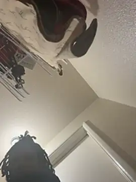 Snapshot of ShortcakeMochaa chatting on 03-10-26, 11:15 ShortcakeMochaa online show from 03-10-26, 11:15