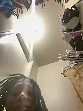 Snapshot of ShortcakeMochaa chatting on 03-11-26, 10:32 ShortcakeMochaa online show from 03-11-26, 10:32