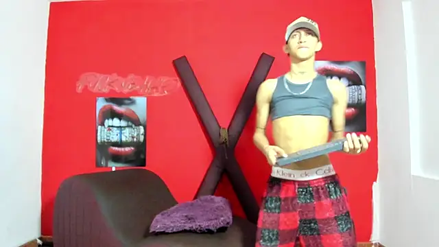 BOYS PLAY online show from 03-10-26, 01:16