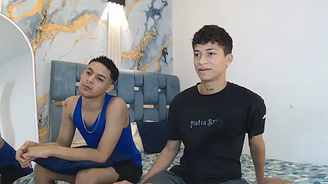 Snapshot of GOLD_BOYS chatting on 03-06-26, 01:29 GOLD BOYS online show from 03-06-26, 01:29