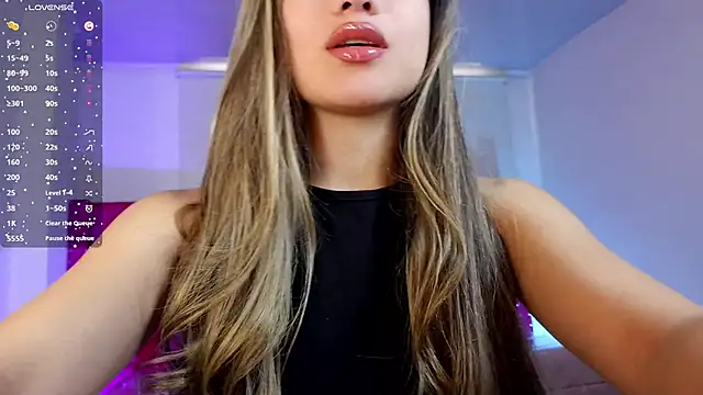 Snapshot of amy_ker_m chatting on 03-07-26, 08:39 amy ker m online show from 03-07-26, 08:39