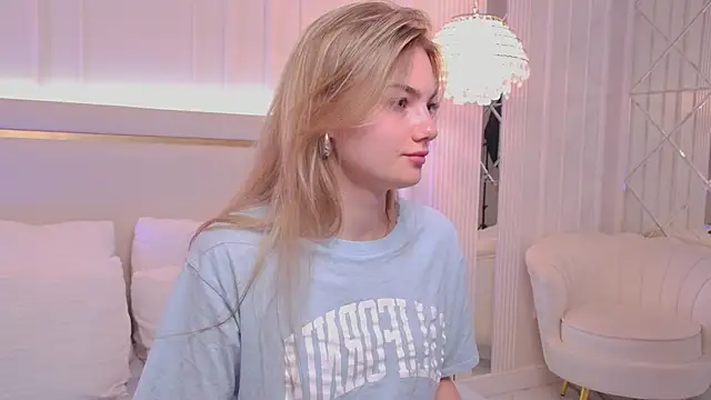 Snapshot of Sona_Lavberi chatting on 05-05-26, 09:50 Sona Lavberi online show from 05-05-26, 09:50