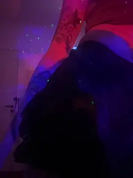 FrutillitaXX online show from 03-26-26, 06:52