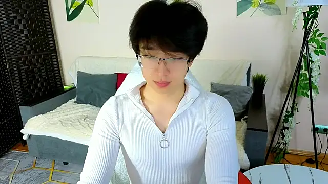 Snapshot of DianInav chatting on 04-18-26, 06:39 DianInav online show from 04-18-26, 06:39