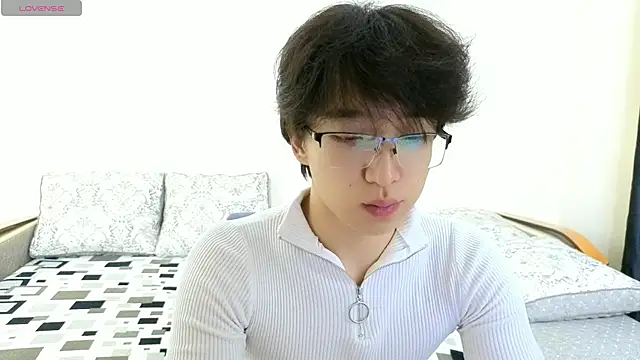 Snapshot of DianInav chatting on 04-23-26, 03:47 DianInav online show from 04-23-26, 03:47