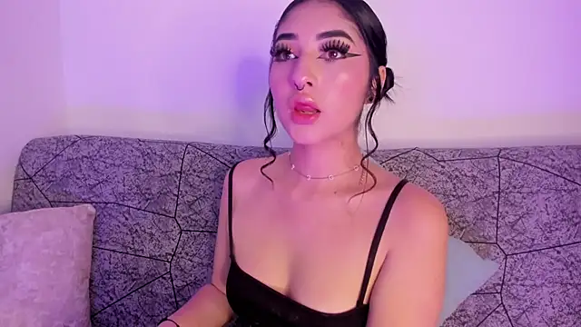 Snapshot of Kattengel_ chatting on 06-21-26, 12:24 Kattengel online show from 06-21-26, 12:24