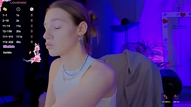 Vanessa  Lui online show from 02-25-26, 03:43