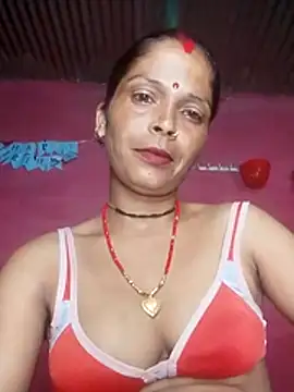 Snapshot of Hot_bh87 chatting on 08-05-26, 06:00 Hot bh87 online show from 08-05-26, 06:00