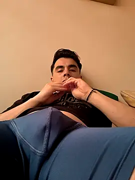 PornOliver247 online show from 02-16-26, 06:48