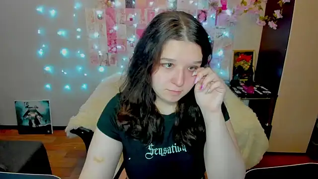 Snapshot of Kate_Acid chatting on 06-13-26, 11:46 Kate Acid online show from 06-13-26, 11:46