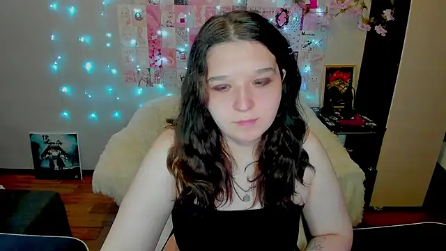 Snapshot of Kate_Acid chatting on 06-20-26, 12:14 Kate Acid online show from 06-20-26, 12:14