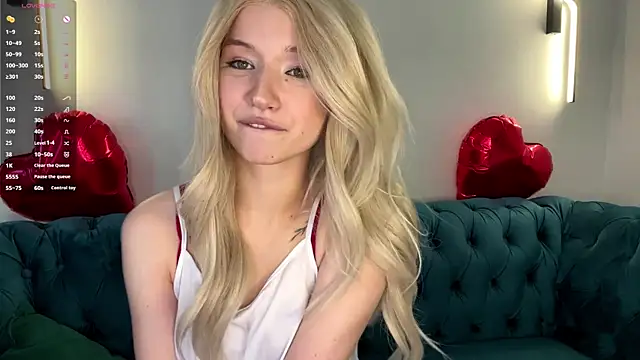PrincessSwelgart online show from 05-10-26, 03:17