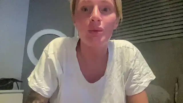 jadey19x online show from 06-22-26, 10:18