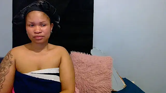 Loyal Sashaa online show from 06-30-26, 01:01