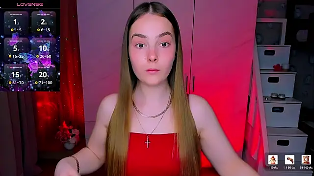Maddy Wood  online show from 05-06-26, 05:29