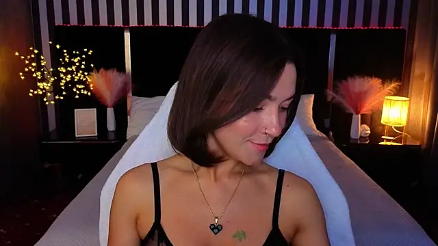 GracefulMichelle online show from 05-13-26, 07:22