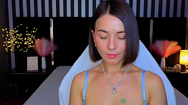 GracefulMichelle online show from 06-26-26, 07:40