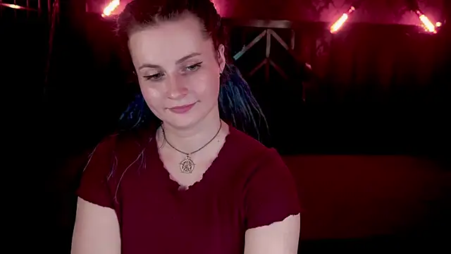 Snapshot of AlisaGracee chatting on 05-11-26, 04:04 AlisaGracee online show from 05-11-26, 04:04