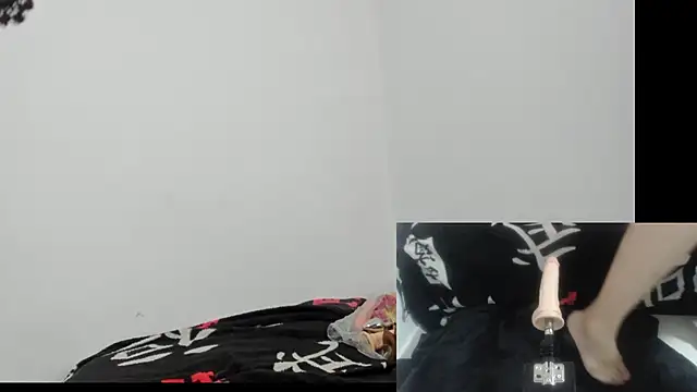 Snapshot of KaterinaRossi chatting on 04-14-26, 03:34 KaterinaRossi online show from 04-14-26, 03:34