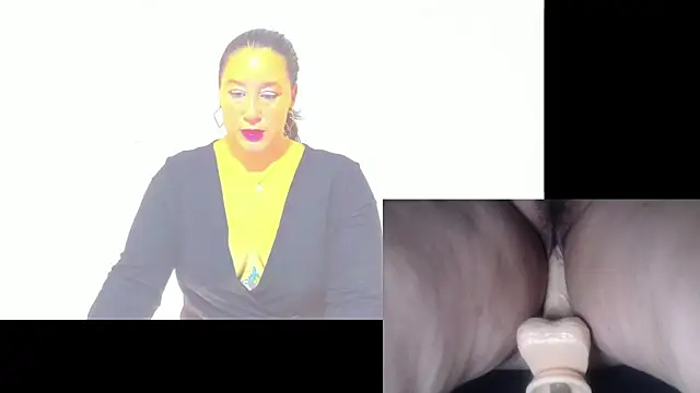 Snapshot of KaterinaRossi chatting on 04-16-26, 01:50 KaterinaRossi online show from 04-16-26, 01:50