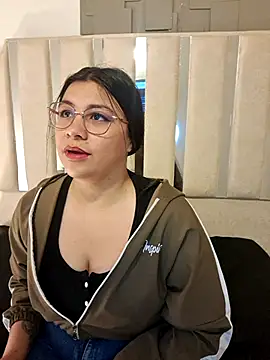 Snapshot of belen_green chatting on 06-29-26, 11:32 belen green online show from 06-29-26, 11:32